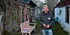 Frank Weber, Leiter des Franziskus Tierheims, zwischen den alten Gebäuden im zukünftigen Katzen-Camp für Hamburgs Streuner.
