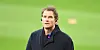 Jens Lehmann war unter anderem als Co-Kommentator bei Sky tätig. Nun hat sich der Sender von ihm distanziert.