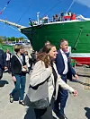 Wirtschaftssenatorin Melanie Leonhard (SPD) auf dem Weg zur offiziellen Eröffnungsfeier des Hafengeburtstages.