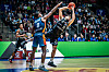 Towers-Korbjäger Devon Daniels (r.) gegen Ex-Tower Will Christmas am Ball