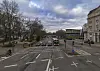 So sah es am Dammtordamm vorher aus: Wenig Platz für Radfahrer und drei Spuren für die Autos.