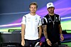 Nico Rosberg neben Lewis Hamilton