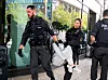 Die Polizei löste den Protest auf, der friedlich blieb.