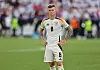 Toni Kroos steht nach dem EM-Aus noch auf dem Rasen
