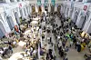 Besucher sind auf der Fachmesse Food Innovation Camp in der Handelskammer unterwegs.