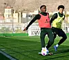 Dapo Afolayan und Eric da Silve Moreira im Trainingsspiel