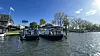 Die Hausboote am Liegeplatz am Moorfleeter Deich.