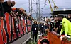Milans Spieler und Fans stehen sich gegenüber