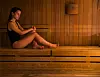 Frau in Sauna