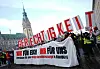 Streik im öffentlichen Dienst: Teilnehmer einer Demonstration vor dem Rathaus in Hamburg (Archivbild).