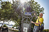 Hamburgs coolstes Straßenschild (mit Raben) ist rund 135 Jahre alt und steht unter Denkmal-schutz.