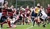Das Derby gegen St. Pauli verliert der rot-schwarz gekleidete Hamburger Rugby-Club.