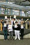 Die Schüler vom Stübenhofer Weg mit ihrer Lehrerin Lilia Spörhase.