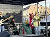 Ein weiteres musikalisches Highlight: Die Musikerin G'emma (Emilie Nguimba) tritt bei der Demo in Hamburg auf.