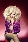 Hamburger Drag Queen Valery Pearl
