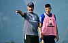 Dennis Hadzikadunic mit HSV-Trainer Tim Walter