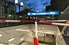 Nach der Messerattacke am U-Bahnhof Sophie-Charlotte-Platz hat die Polizei den Tatort abgesperrt.