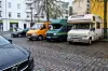Viele Wohnmobil-Fahrer nutzen öffentlichen Parkraum als Dauerstellpatz für ihre rollenden Eigenheime.