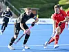 Der deutsche Hockeyspieler Mats Grambusch dribbelt mit dem Ball