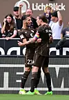 Leart Paqarada (l.) und Jackson Irvine