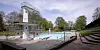 Hamburg: Menschenleer und noch ohne Wasser ist das Kaifu-Schwimmbad zu sehen.