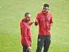 Für Edmond Tapsoba (r.) könnte Jonathan Tah in die Startelf rücken.