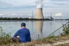 Fast schon romantischer Blick auf den AKW-Meiler Isar 2.