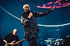 Peter Gabriel ließ sich am Montag in der ausverkauften Barclays Arena von seinen Fans feiern.