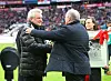 Sepp Meier (hier mit Uli Hoeneß) ist eine der größten Vereinslegenden des FC Bayern.