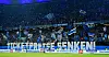 Vor der Nordtribüne im Volksparkstadion hängt ein großes Banner mit der Aufschrift: Ticketpreise senken!