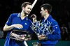 Daniil Medvedev (l.) und Novak Djokovic wollen bei den Australien Open 2023 dabei sein.