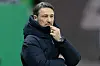 Niko Kovac mit Hand am Kinn