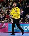 HSVH-Torhüter Johannes Bitter jubelt gegen Magdeburg