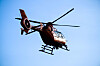 Bei einem Unfall auf der A2 bei Braunschweig musste ein Rettungshubschrauber auf der Autobahn landen. (Symbolbild)