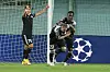Die Spieler von Sheriff Tiraspol feiern das zweite Tor beim 3:0 gegen Dinamo Zagreb.
