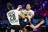 Aimee von Pereira und Emily Vogel stoppen im WM-Finale Henny Ella Reistad aus Norwegen