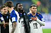 Jordan Torunarigha umarmt HSV-Stürmer Ransford Königsdörffer