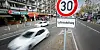 Die Bußgelder für Verstöße gegen die Straßenverkehrsordnung sind nun teils doppelt so hoch wie bisher.