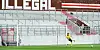 So wird es auch Sonntag sein: Keeper Robin Himmelmann beim Abstoß ohne Publikum.