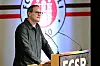 St. Pauli-Präsident Oke Göttlich bei der Mitgliederversammlung