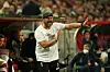 Steffen Baumgart coacht an der Seitenlinie beim Duell gegen Partisan Belgrad.