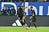 Jackson Irvine und Marcel Hartel bejubeln ein St. Pauli-Tor