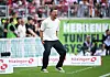 Sandro Wagner gibt Kommandos