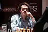GM Matthias Blübaum beim Nachdenken während eines Matches.