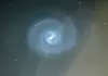 Ein spiralförmiges Lichtphänomen ist am Himmel nördlich von Hamburg zu sehen