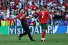 Flitzer beim Spiel Türkei gegen Portugal
