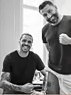 Christopher Trimmel und Torsten Mattuschka mit Champions-League-Tattoo