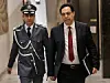 Der libanesische Ministerpräsident Hassan Diab (r.) kündigte Neuwahlen an. (Archivbild)