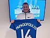 Kyriakos Papadopoulos mit dem Trikot seines neuen Arbeitgebers NK Lokomotiva Zagreb.