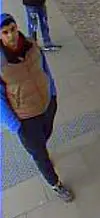 Dieser Mann soll laut Polizei ein Einbrecher sein. Eine Fahndung läuft.